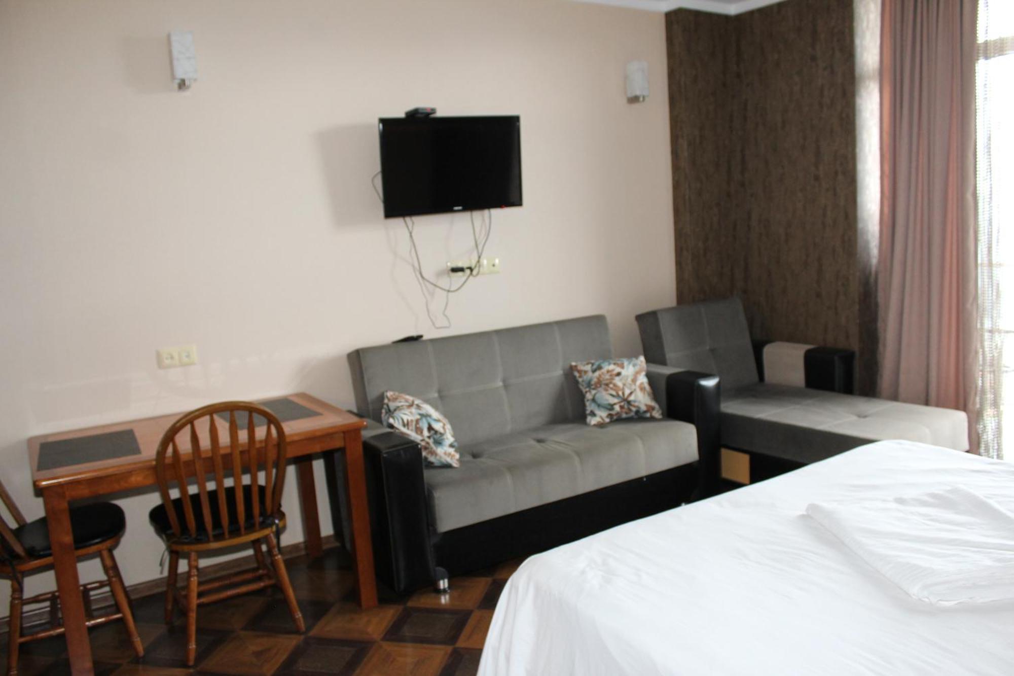 Orbi Sea Towers-Sea View Apartment Batumi Bagian luar foto
